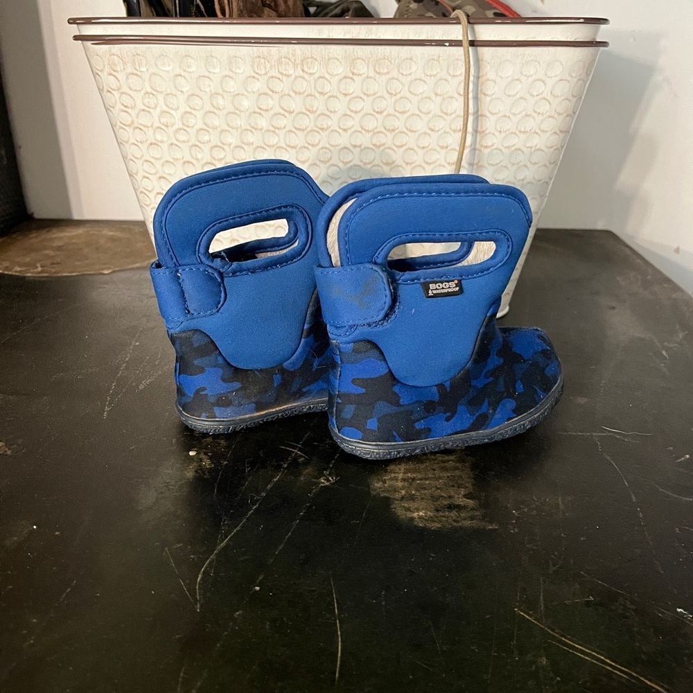 Blue Camo Bog Rain Boots